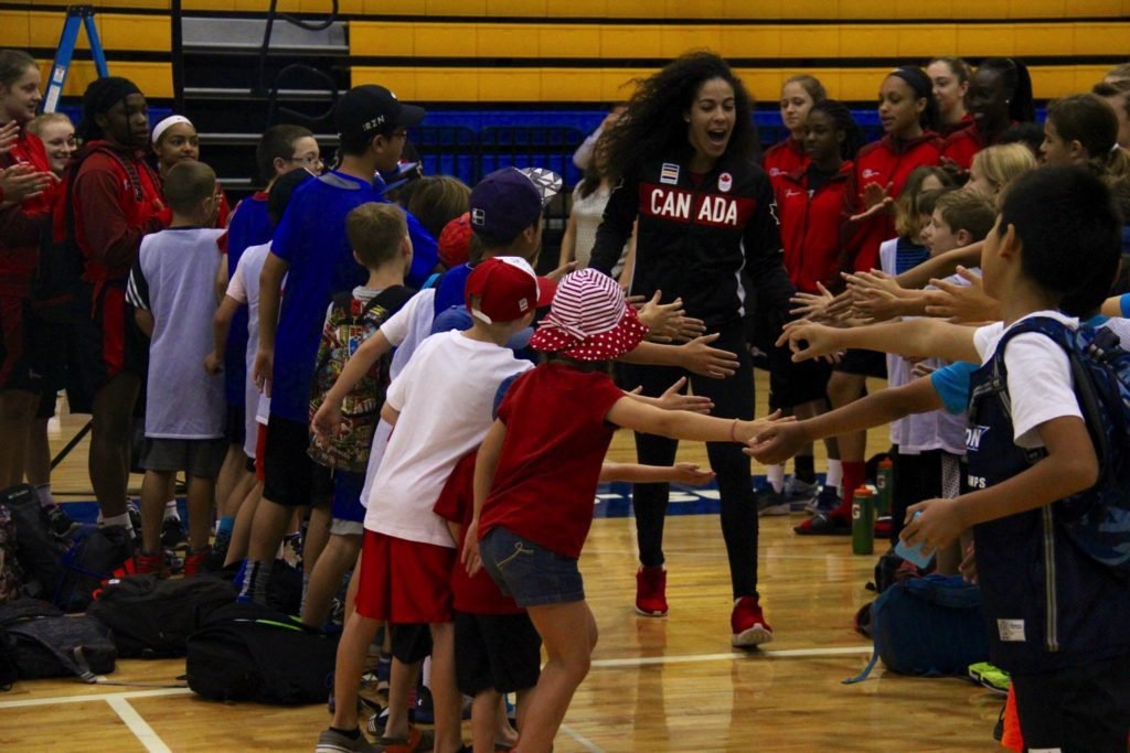 CoI4yKHWAAAON2d.jpg-large